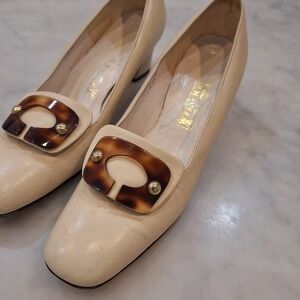 Vintage Fenwick 60s Mod Pumps Sz 7.5 Leather Tortoise Buckle Block Heel Shoes